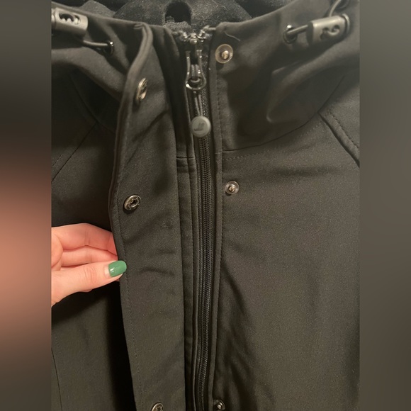 Joe Fresh black rain jacket. Size small - Picture 3 of 8
